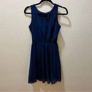 Short Sleeveless Navy Blue Dress